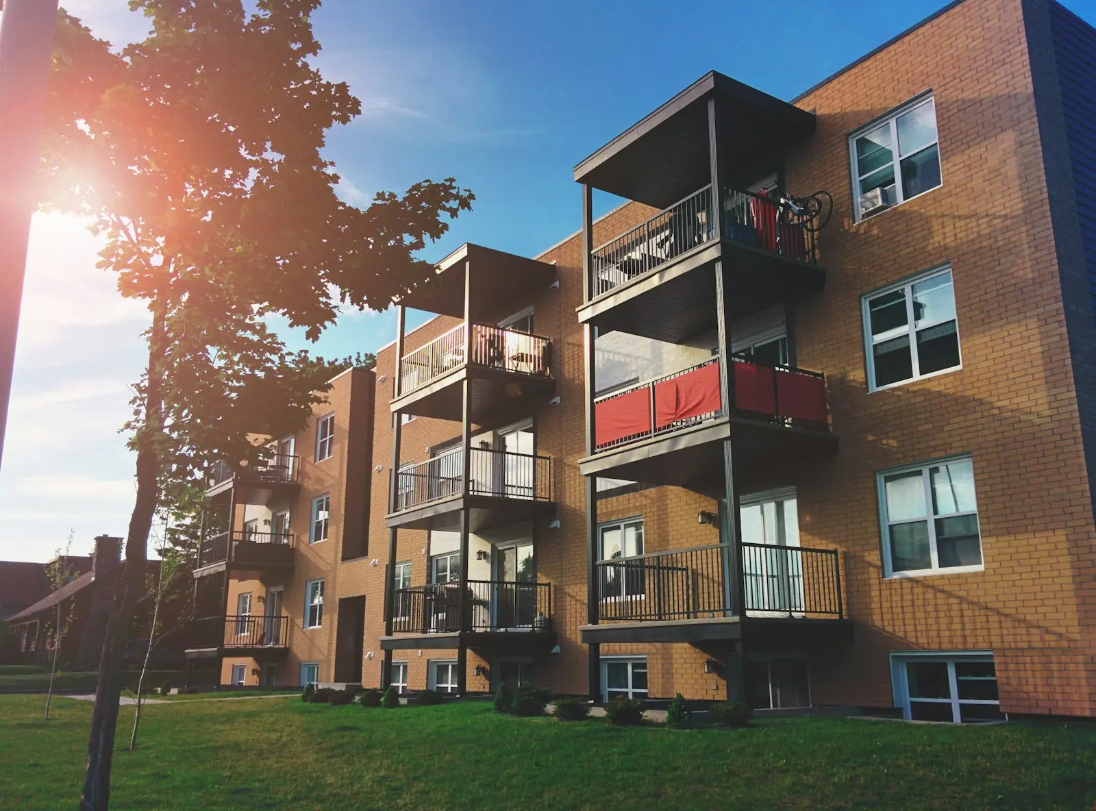 Parkside Residence, sample condo apartment in Toronto